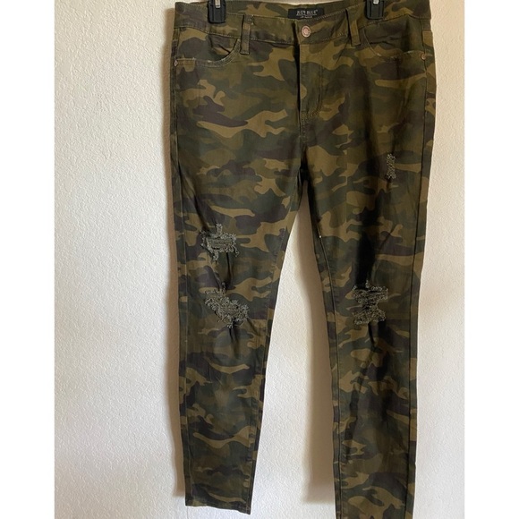 Judy Blue Camouflage Distressed Mid Rise Stretch Skinny Y2K Army Jeans 15/32 - Picture 2 of 13